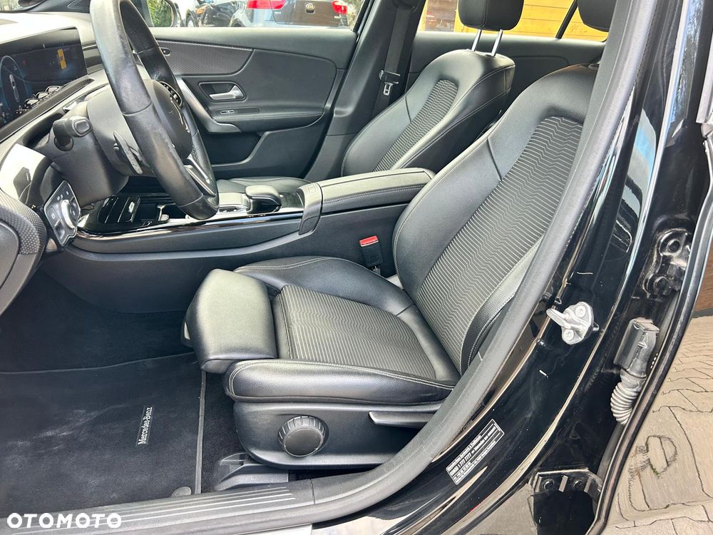 Mercedes-Benz Klasa A 200 7G-DCT - 20