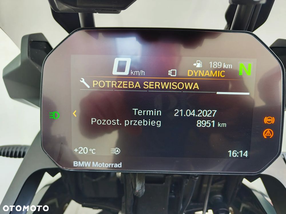 BMW F - 5