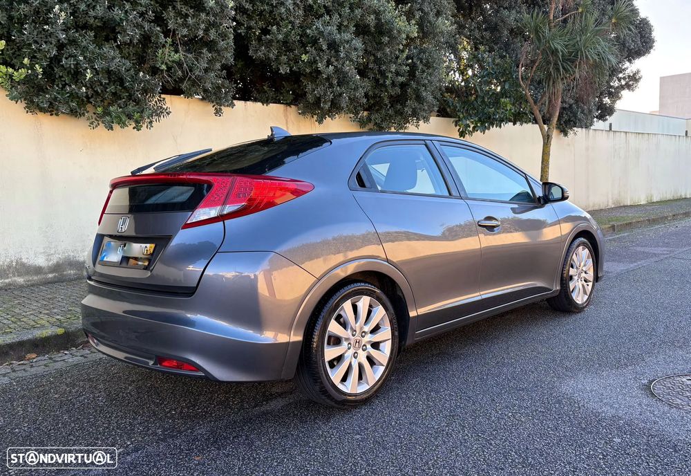 Honda Civic 1.4 i-VTEC Sport - 22