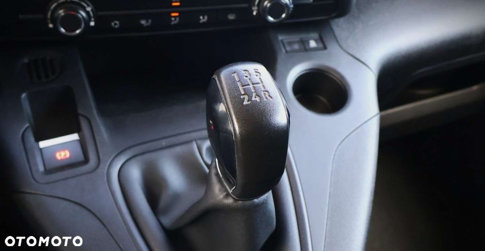 Peugeot Partner - 21