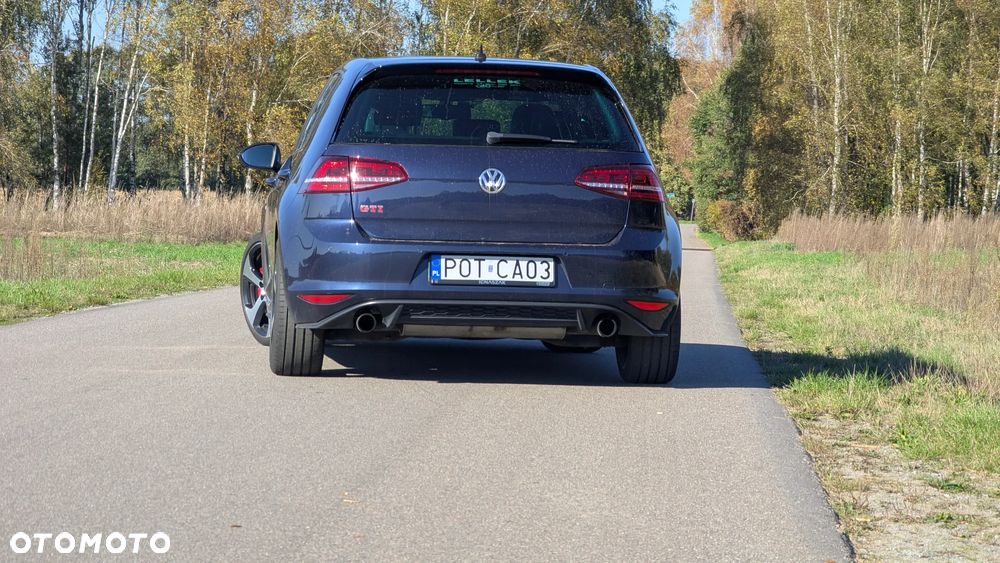 Volkswagen Golf GTI Performance BlueMotion Technology DSG - 15