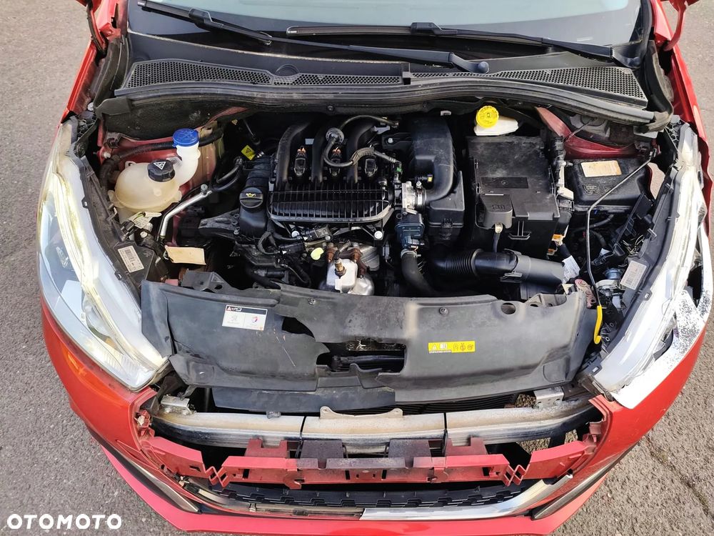 Peugeot 208 PureTech 82 Start & Stop Allure - 14