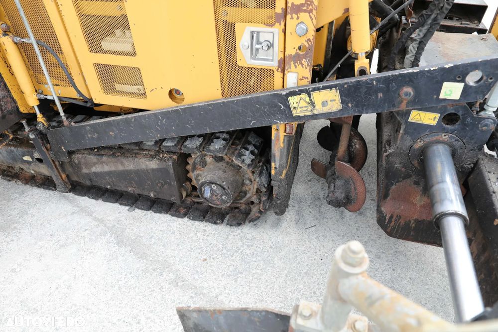 Caterpillar BB621E - 9