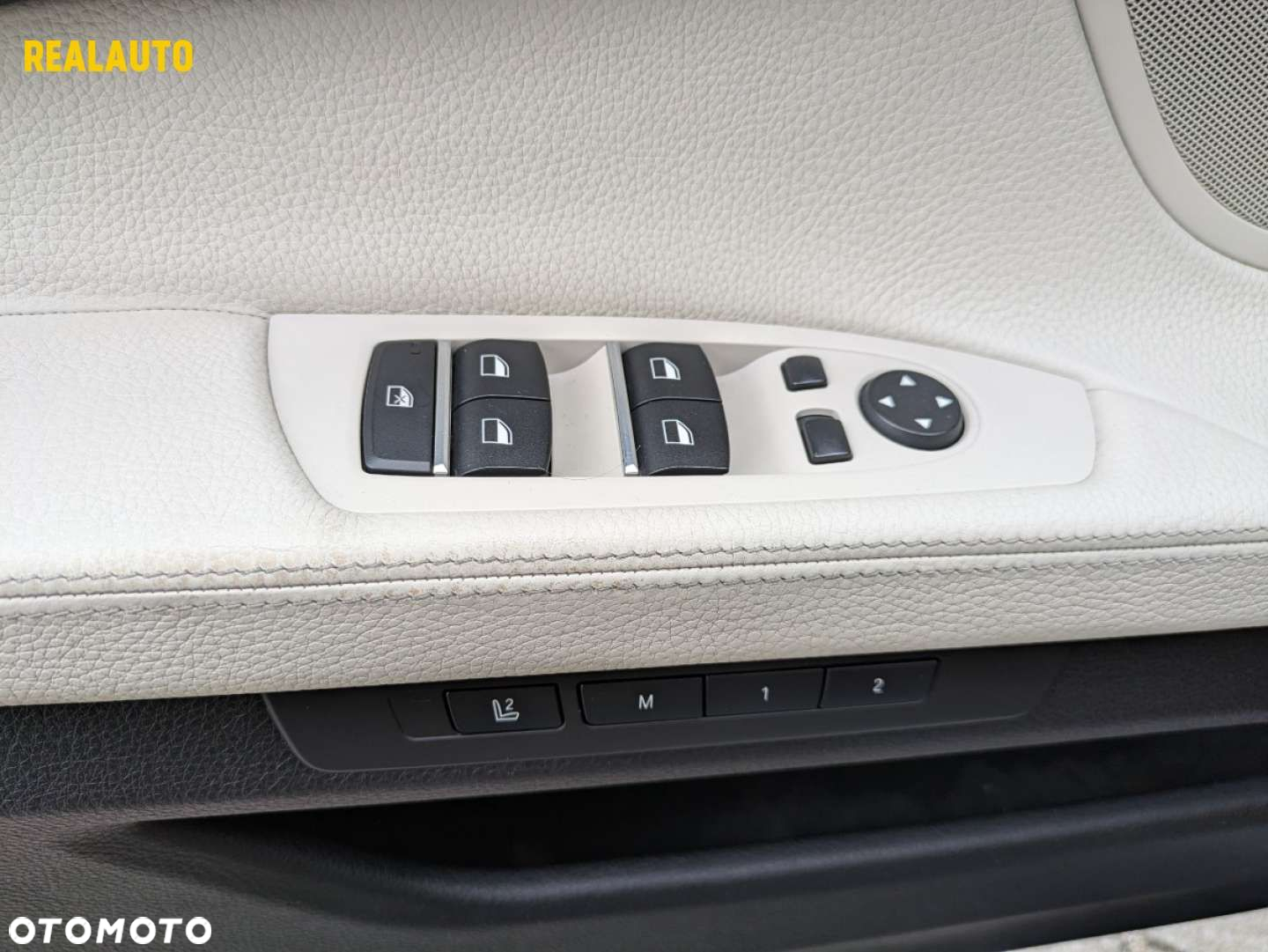 BMW Seria 7 - 24