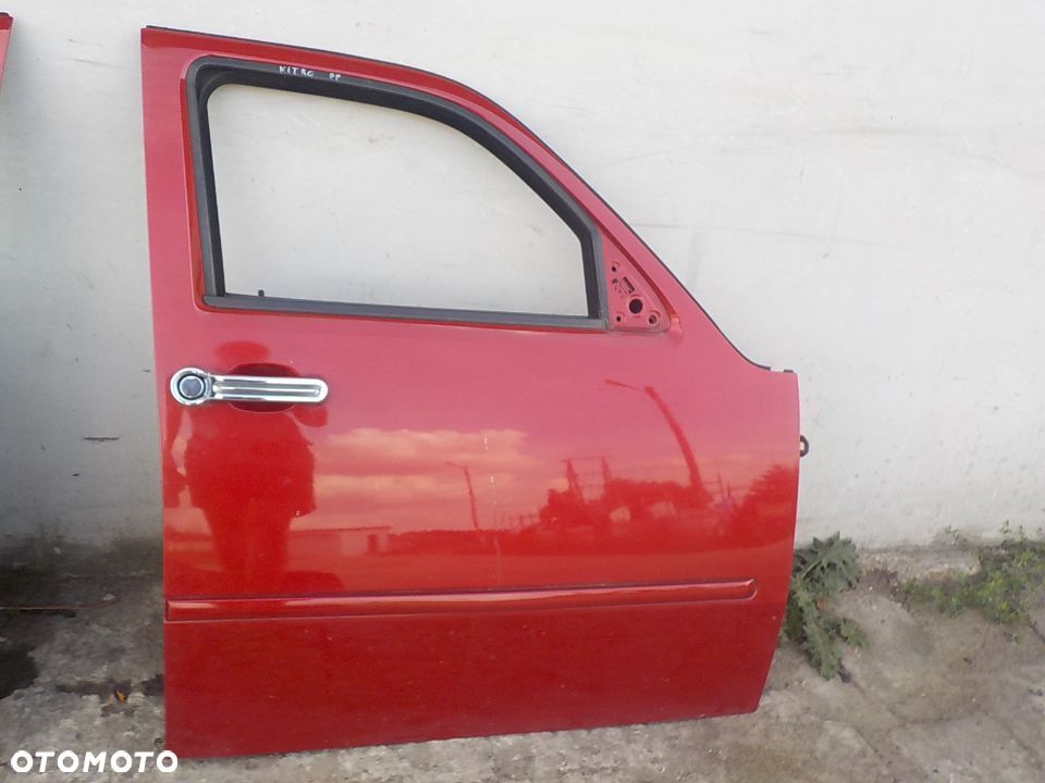 DODGE NITRO DRZWI PRAWE PRZÓD PRZEDNIE - 1