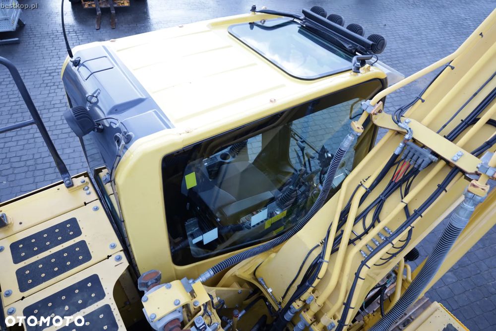 Komatsu PC210LC-11 LONG REACH - 26