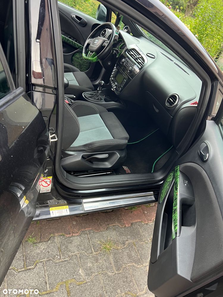 Seat Leon 2.0 T FSI Cupra R - 8