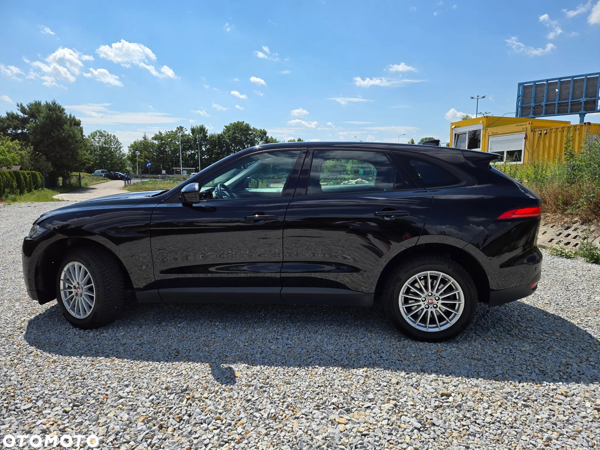 Jaguar F-Pace 2.0 i4D RWD Pure - 2