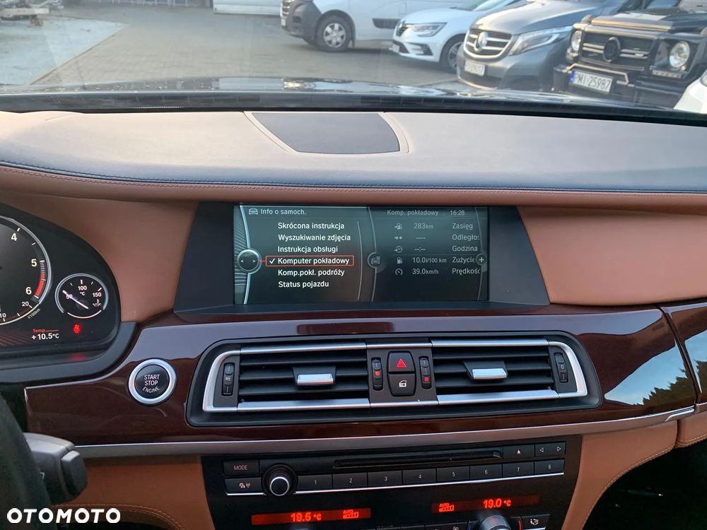 BMW Seria 7 740d xDrive - 18