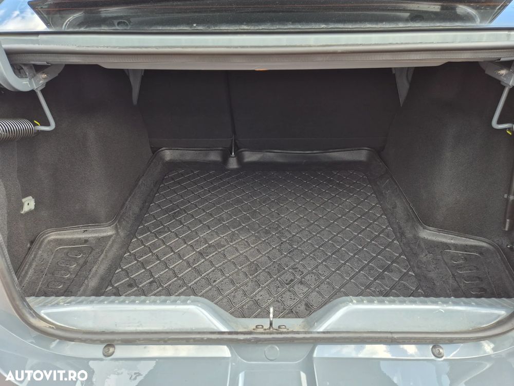 Dacia Logan ECO-G 100 MT6 Journey - 13