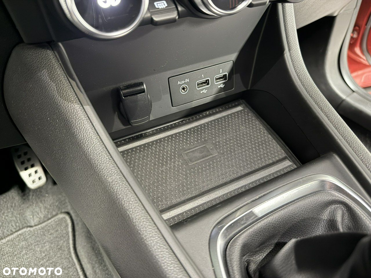 Renault Captur TCe Mild Hybrid 140 GPF TECHNO FAST TRACK - 26