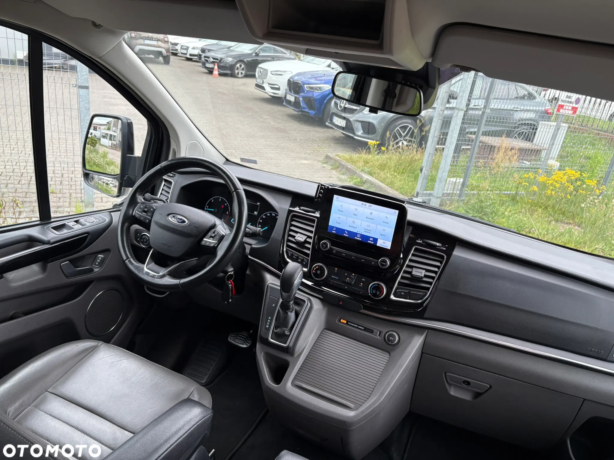 Ford Tourneo Custom 2.0 EcoBlue L2 Titanium X SelectShift - 28