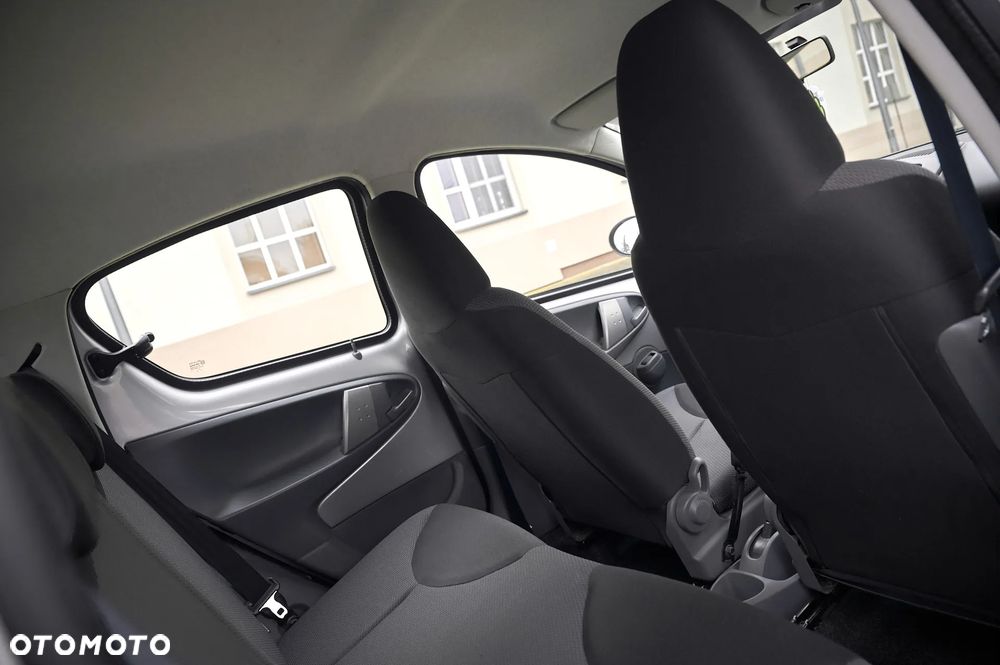 Toyota Aygo City - 31