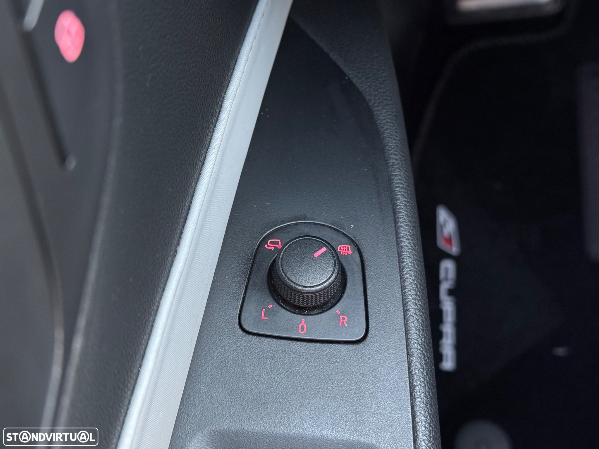 SEAT Leon SC 2.0 TSI S&S DSG Cupra 280 - 18