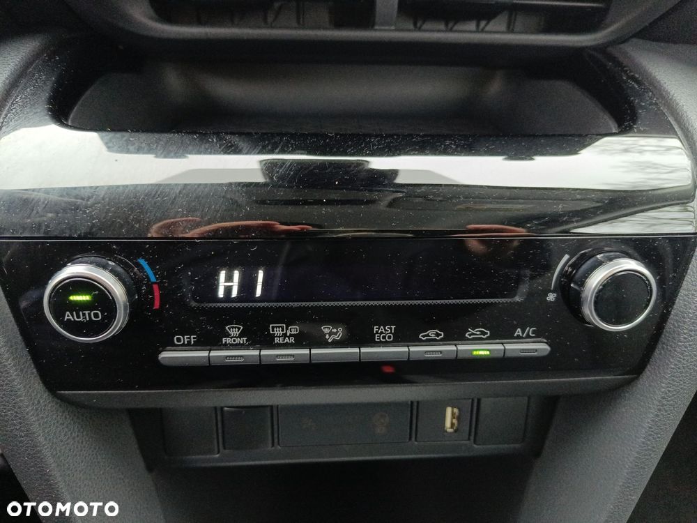 Toyota Yaris Cross Hybrid 1.5 Comfort - 25