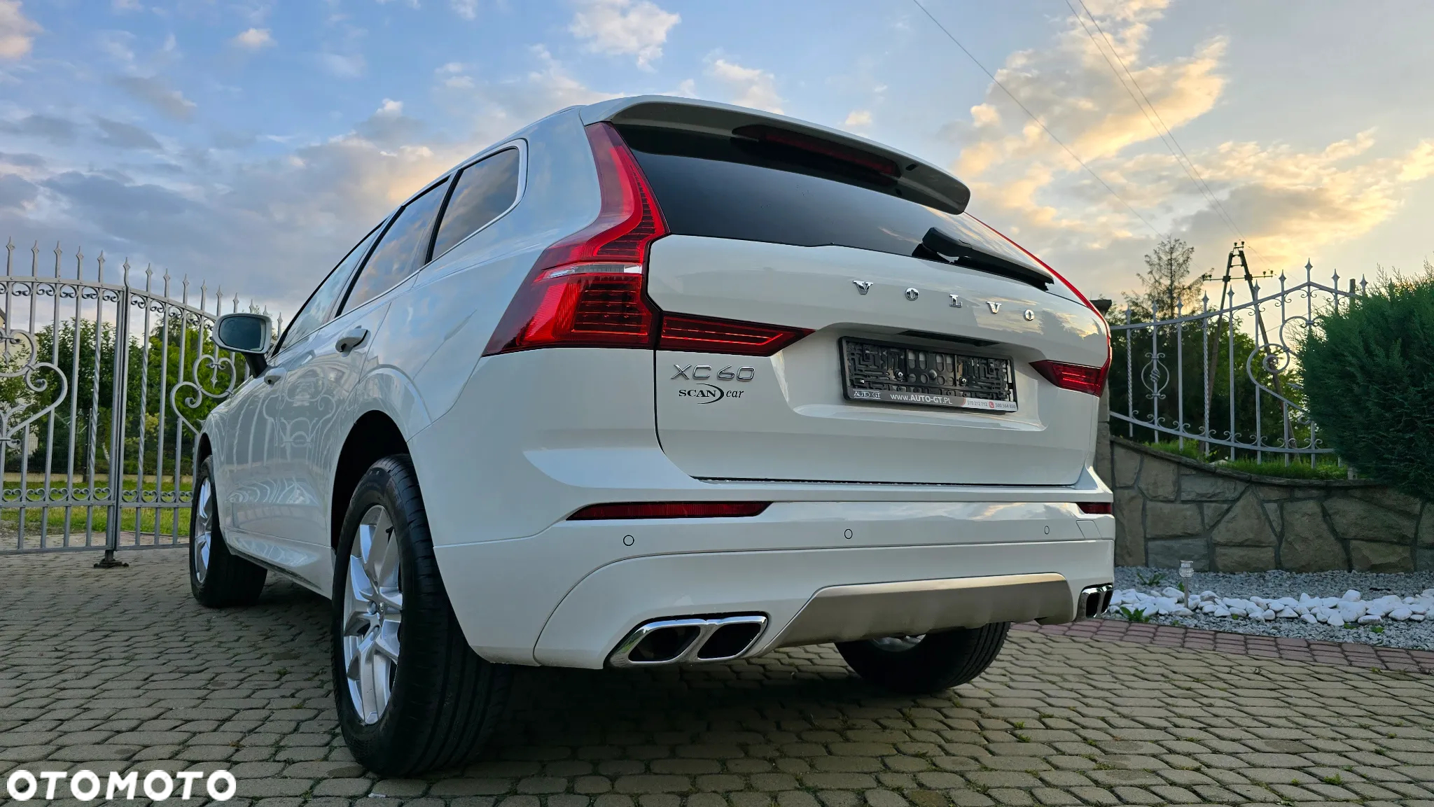 Volvo XC 60 T5 AWD Momentum - 27