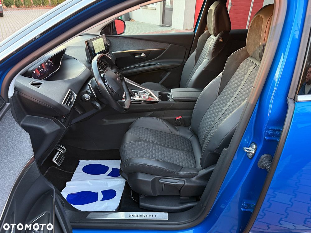 Peugeot 3008 1.5 BlueHDi Road Trip S&S EAT8 - 18