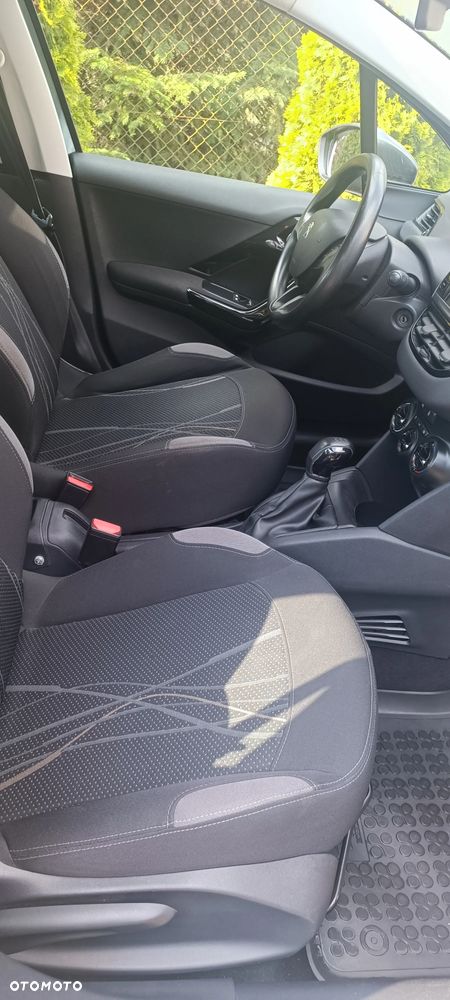 Peugeot 208 1.4 HDi Access - 14