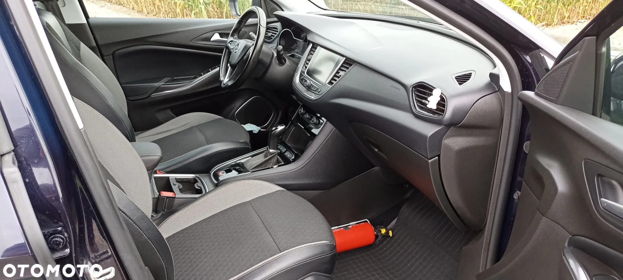 Opel Grandland X 1.2 T GPF Design Line S&S - 28