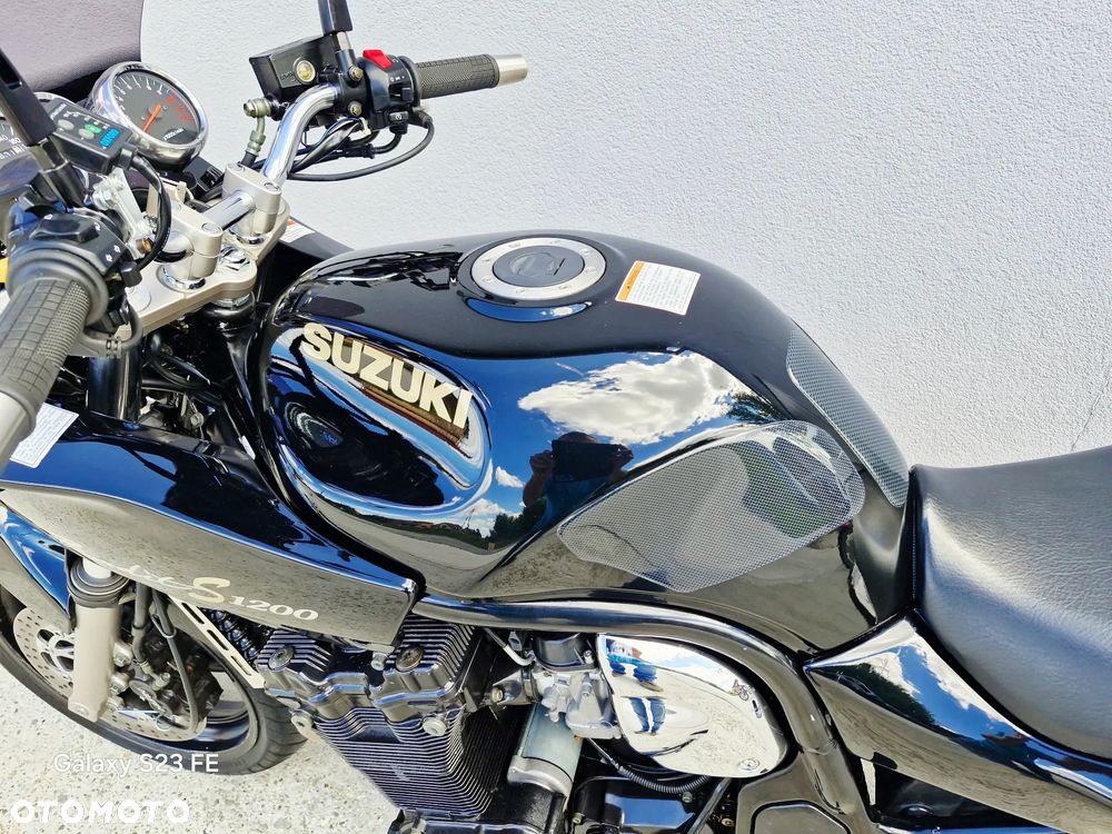 Suzuki Bandit - 24