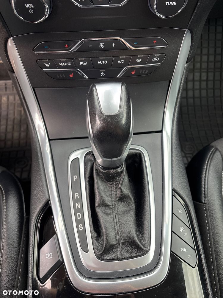 Ford S-Max 2.0 TDCi Bi-Turbo ST-Line PowerShift - 32