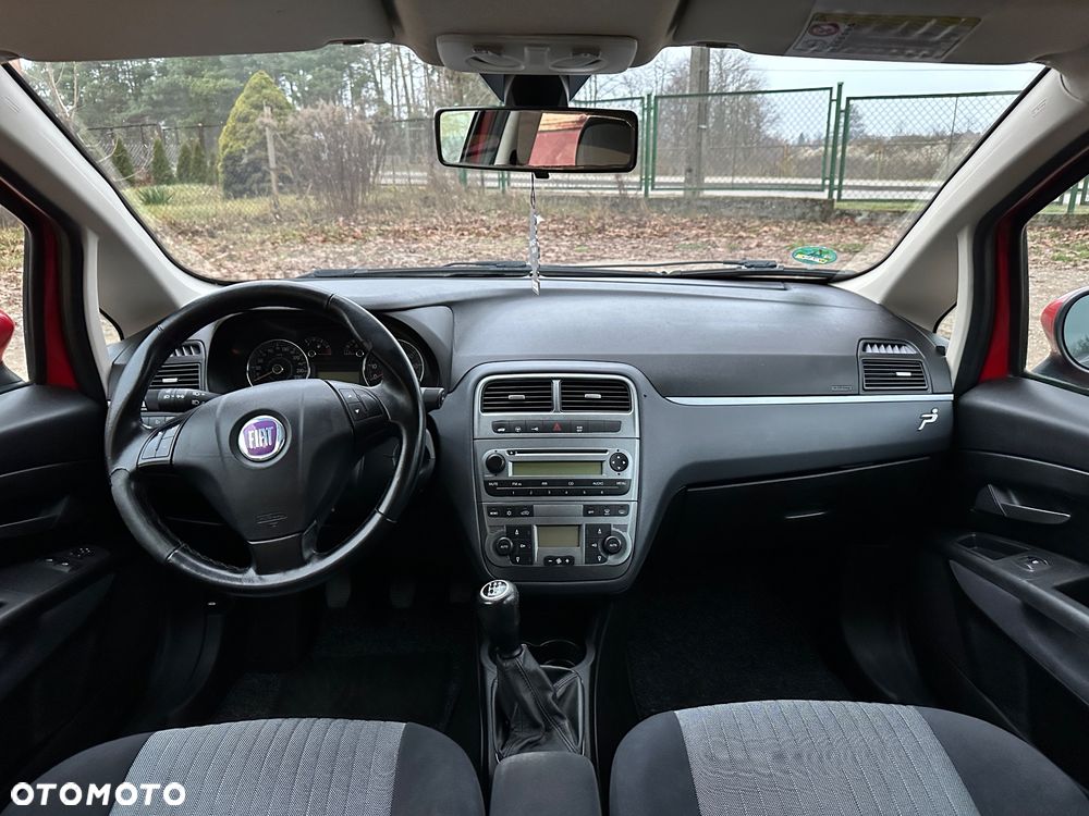 Fiat Grande Punto 1.4 T-Jet 16V Emotion - 21