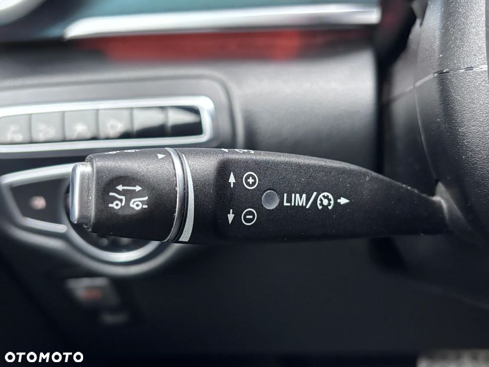 Mercedes-Benz Klasa V 250 d 4-Matic Exclusive 7G-Tronic - 29