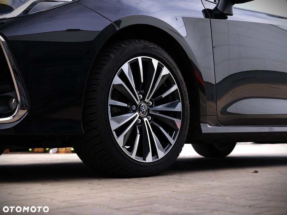 Toyota Corolla 1.8 Hybrid Style - 17