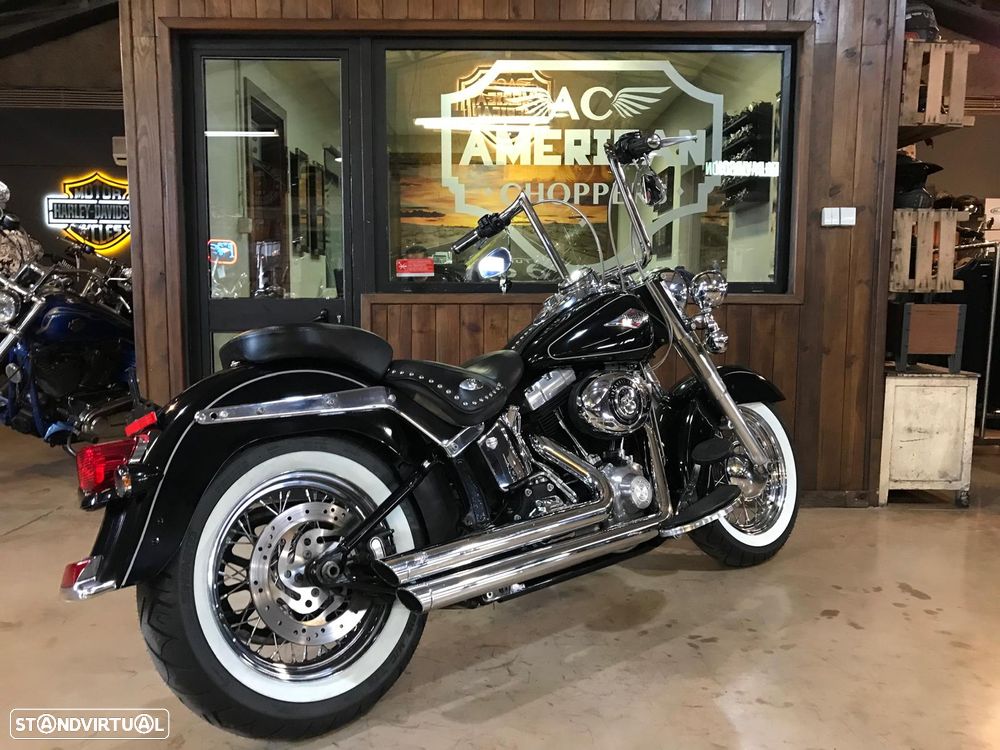 Harley-Davidson Heritage Softail Classic FLSTC 103 - 12