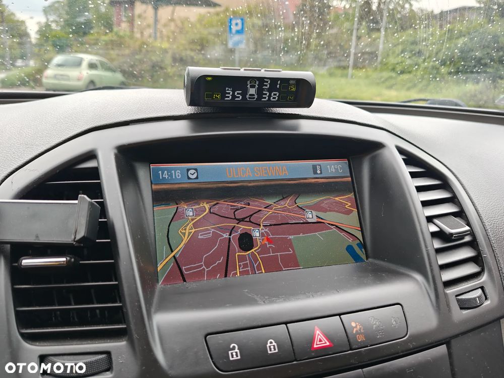 Opel Insignia 2.0 CDTI - 24