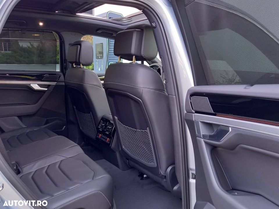 Volkswagen Touareg - 7