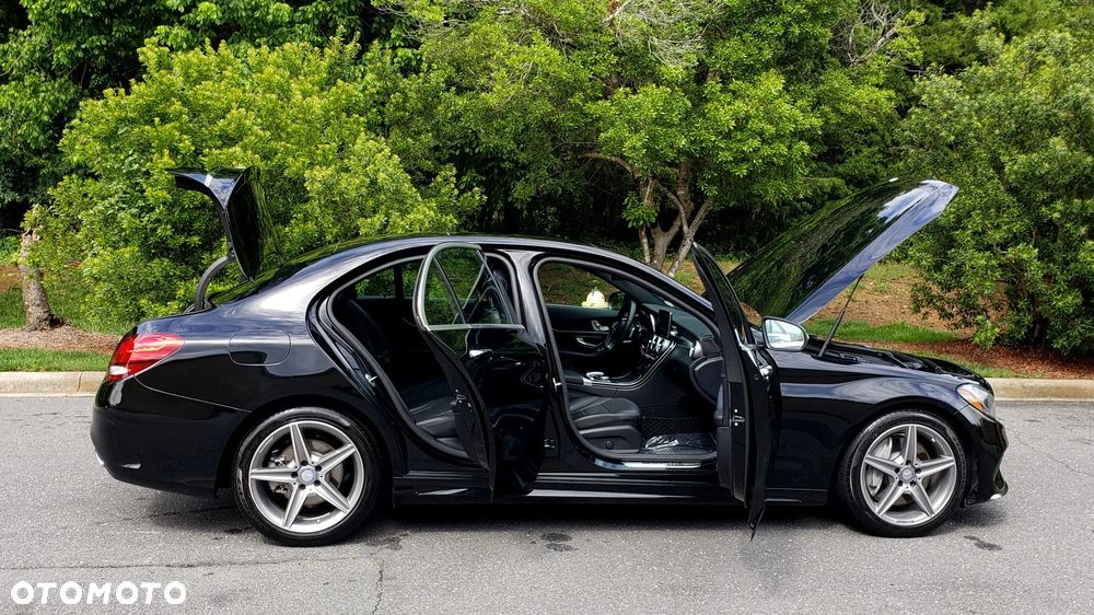 Mercedes-Benz Klasa C 300 7G-TRONIC AMG Line - 8