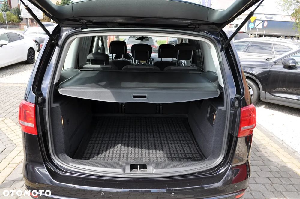 Volkswagen Sharan 2.0 TDI Comfortline - 36