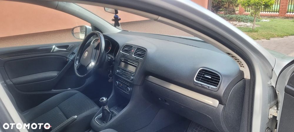 Volkswagen Golf 1.6 TDI DPF Comfortline - 5