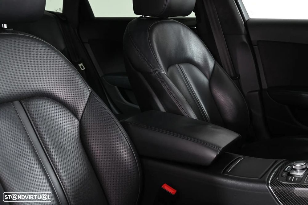Audi RS6 Avant 4.0 TFSi Plus quattro Tiptronic - 28