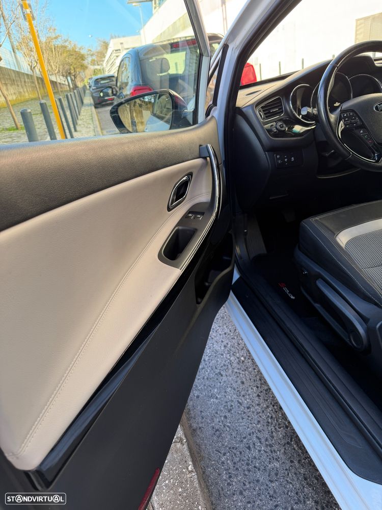 Kia Ceed S Coupé 1.6 CRDi TX - 20