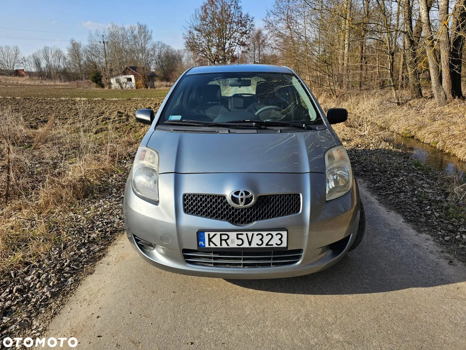 Toyota Yaris 1.0 Terra A/C - 1