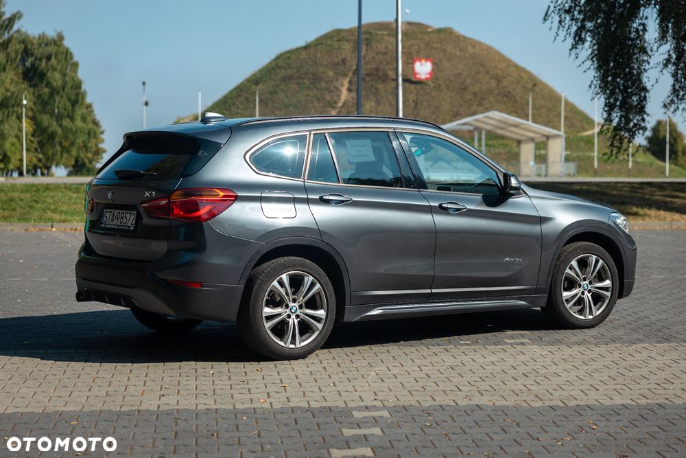 BMW X1 xDrive18d Sport Line - 5