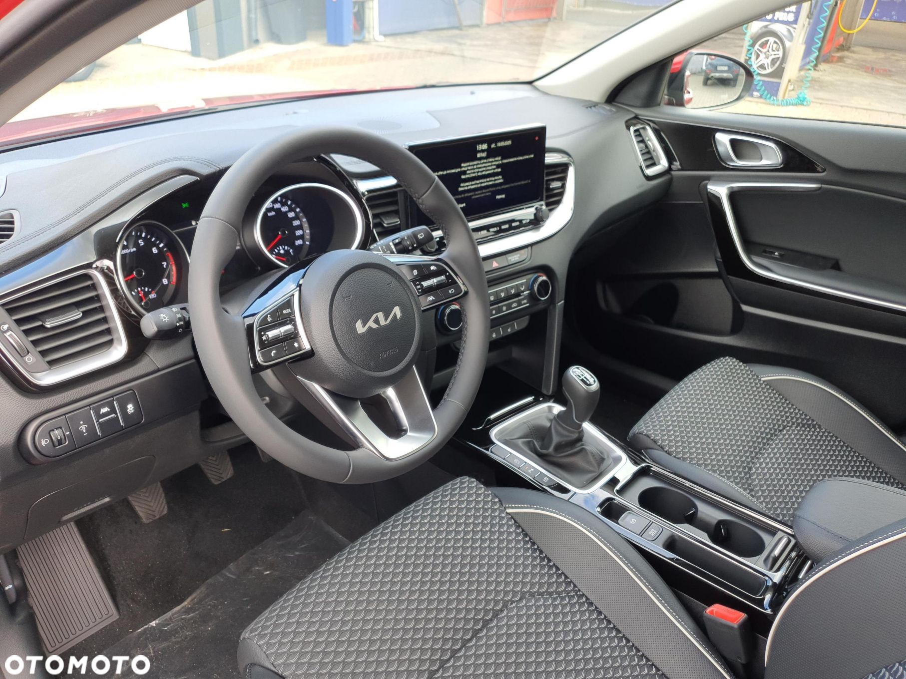 Kia Ceed 1.5 T-GDI Tribute - 6