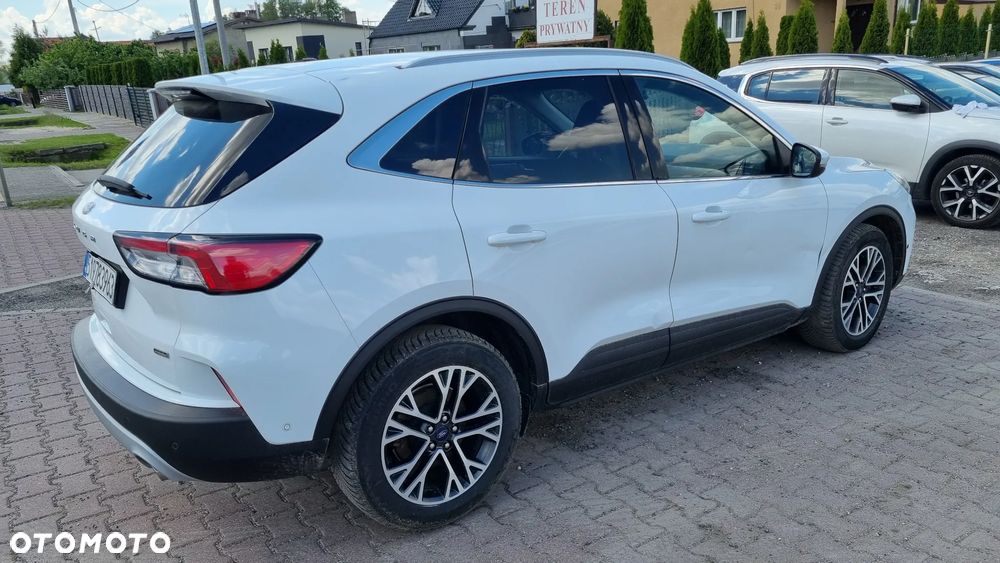 Ford Kuga - 17
