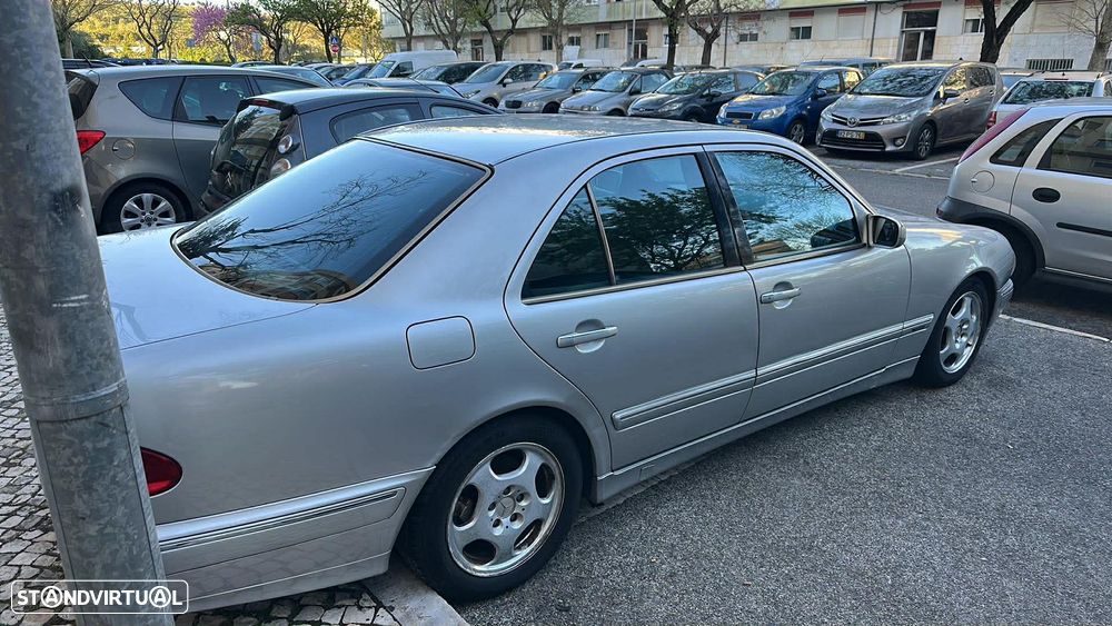 Mercedes-Benz E 220 CDI Avantgarde - 6