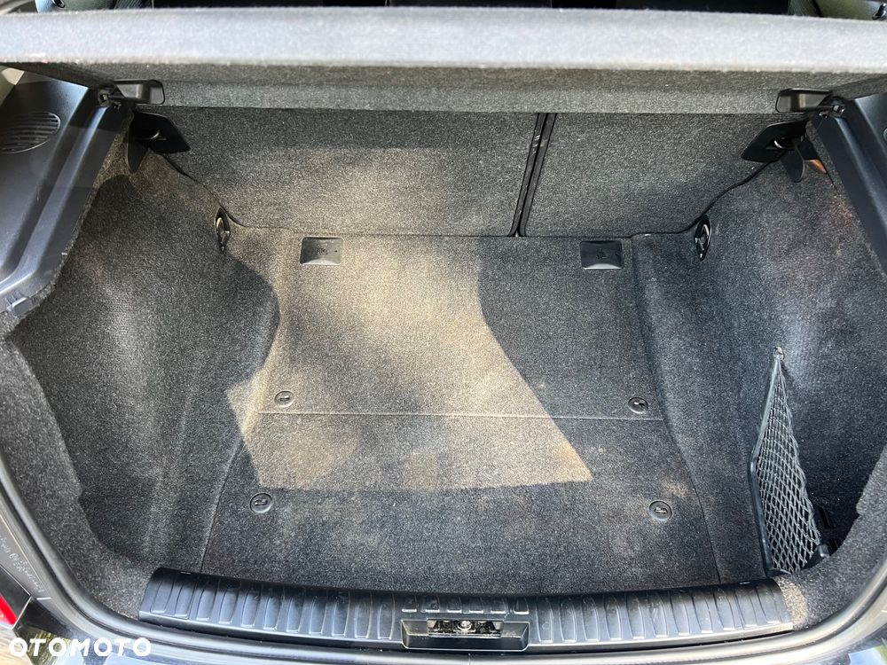 BMW Seria 1 116i - 28