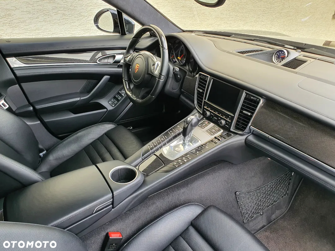 Porsche Panamera - 19