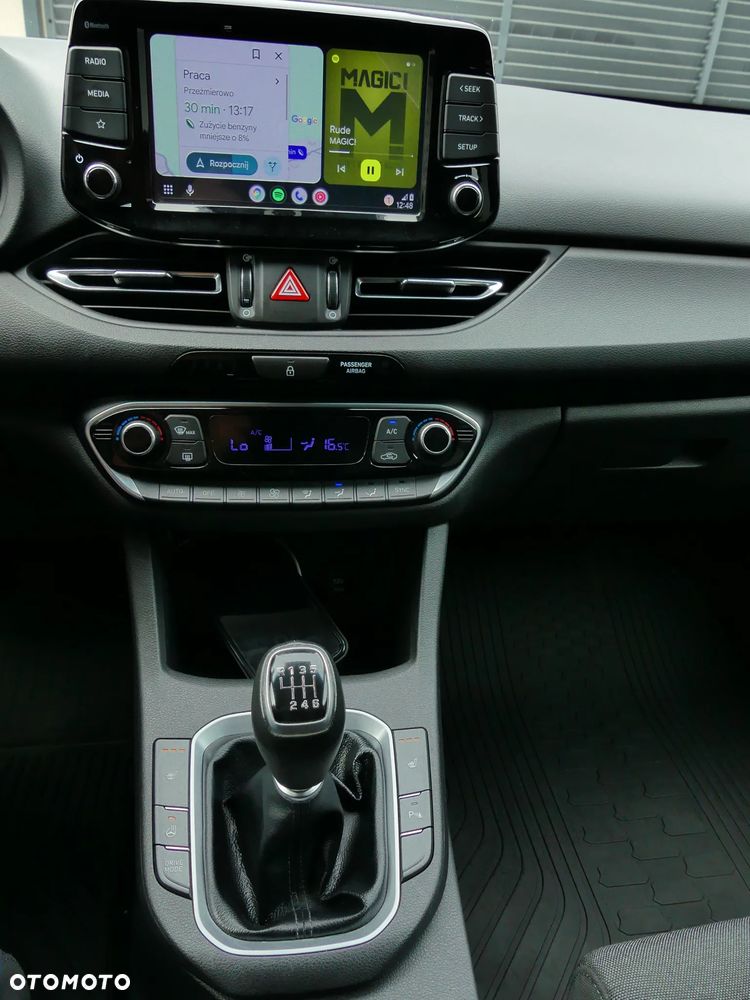 Hyundai i30 1.5 T-GDI 48V Smart - 26