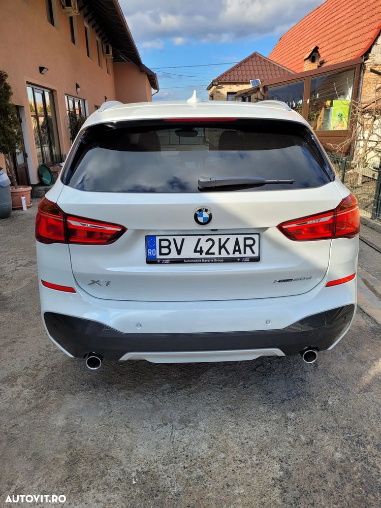 BMW X1 xDrive20d AT - 3