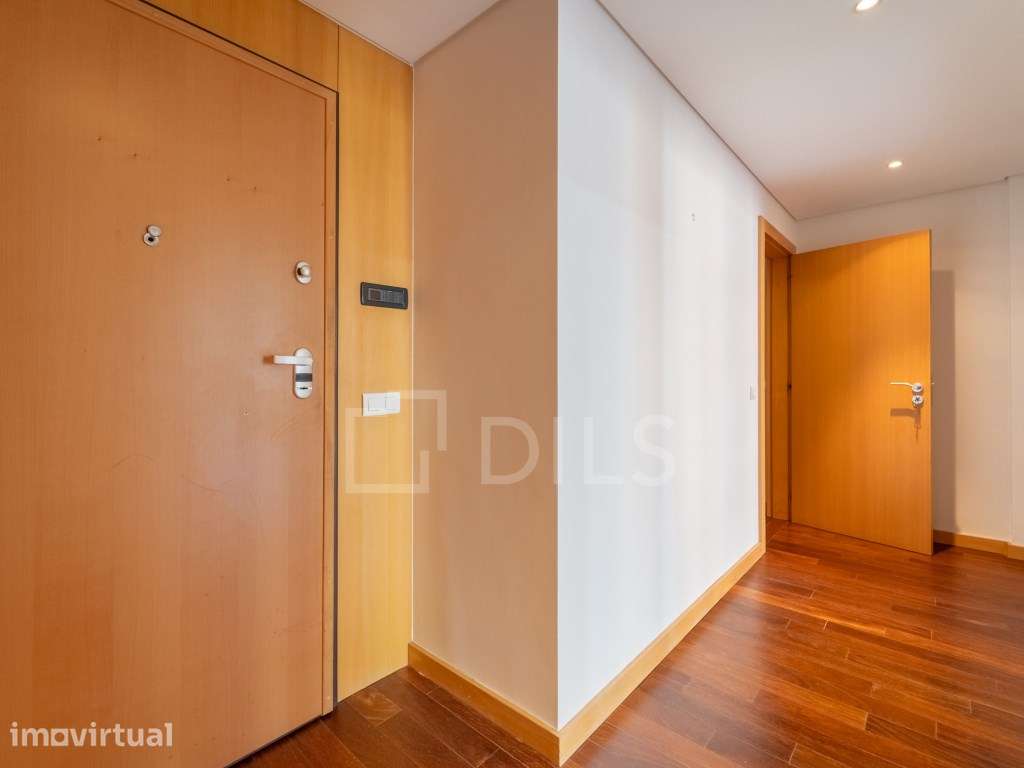 Apartamento T2 próximo à Avenida da Boavista - Grande imagem: 4/25