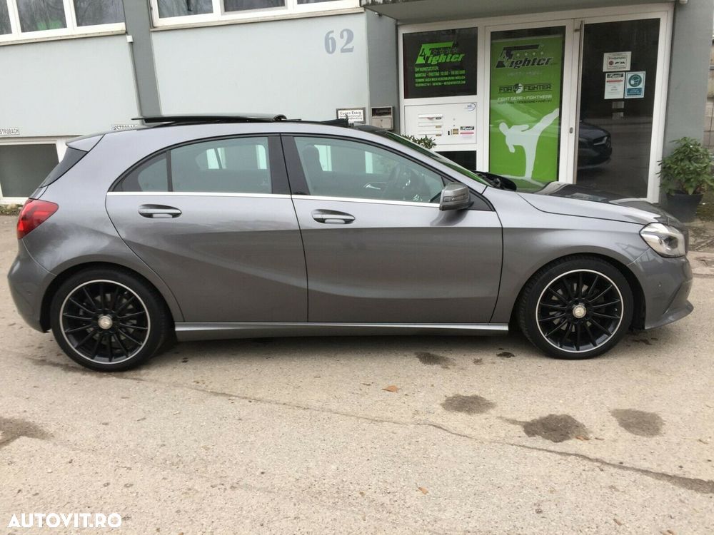 Mercedes-Benz A 200 d 4Matic 7G-DCT AMG Line - 3