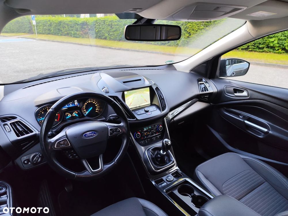 Ford Kuga 2.0 TDCi 4x4 Titanium - 35