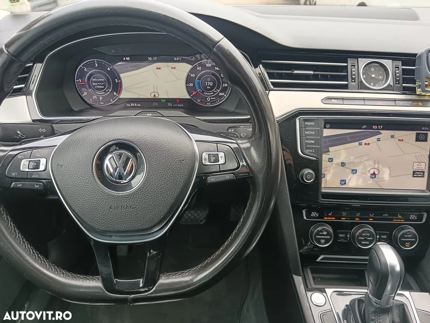 Volkswagen Passat Variant 2.0 TDI DSG Highline - 17