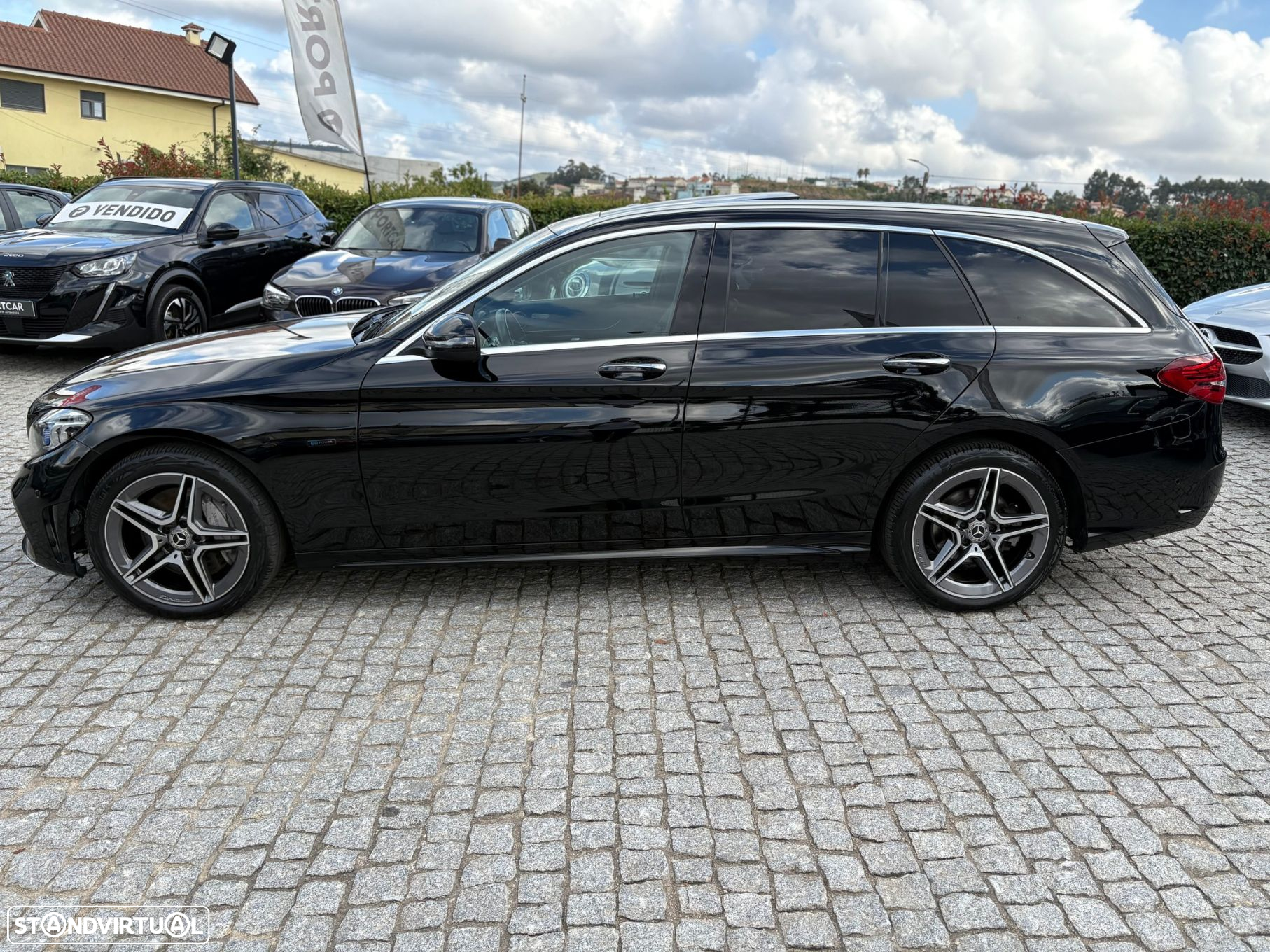 Mercedes-Benz C 300 de AMG Line - 4
